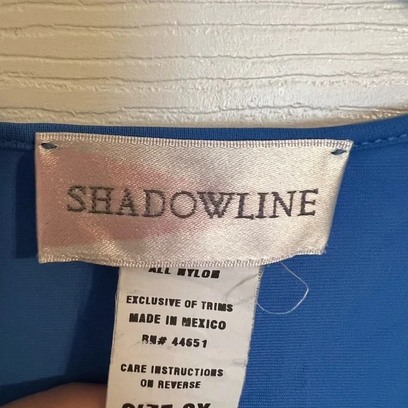 Vintage Blue Dressing Gown - Picture 3 of 3